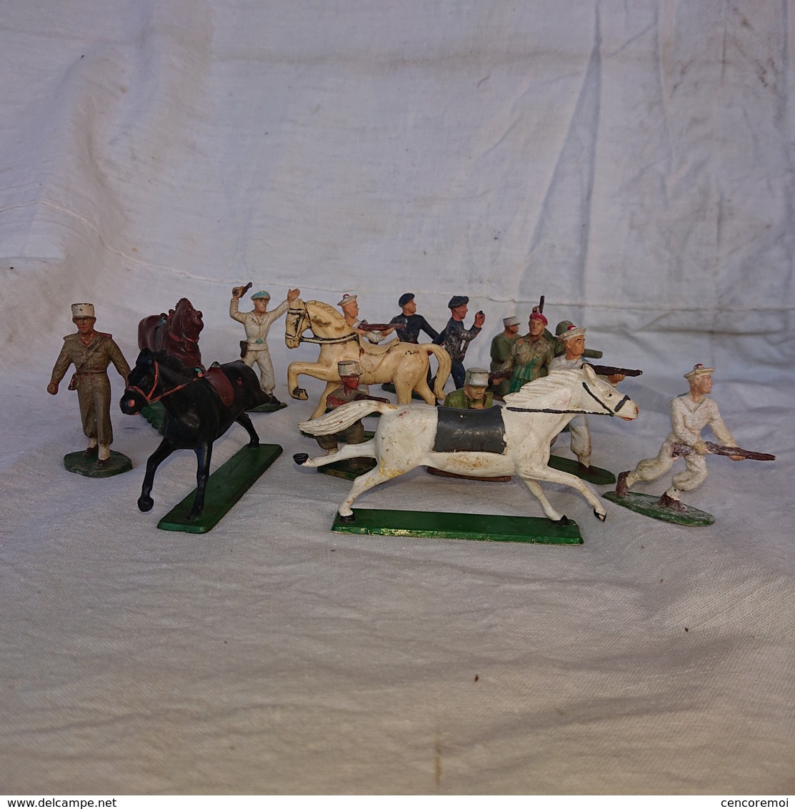 Ancien Jouet Lot De Soldats En Plastique Starlux, Marins, Chevaux - Starlux