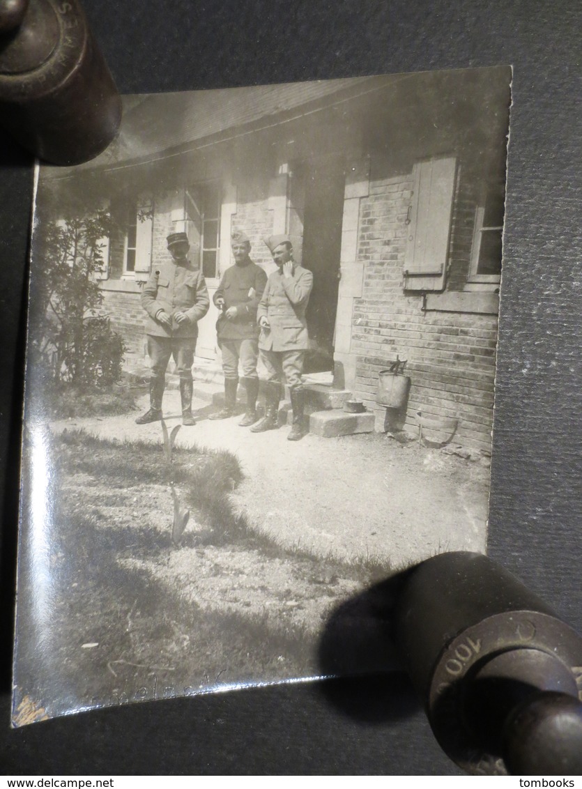 Militaria - WW1 - Photo Originale - Mourmelon Le Grand - Officiers Du 225 E Et 25 E RI -  1916 B.E - - 1914-18