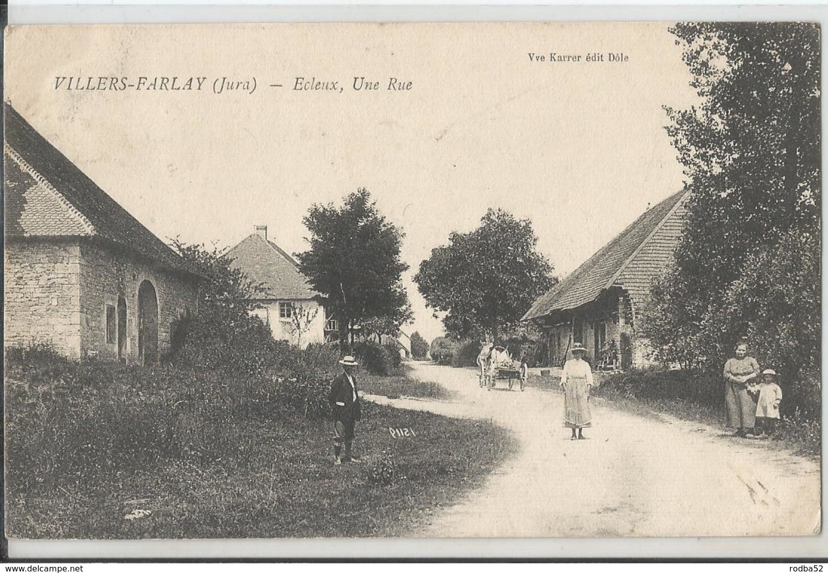 Rare CPA - 39 -  Ecleux - Une Rue - Animée   - Jura - Autres & Non Classés