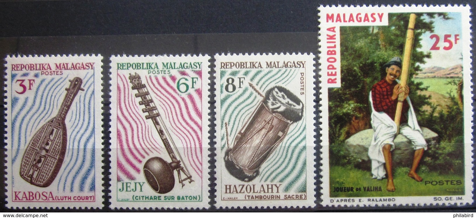 MADAGASCAR                   N° 401/404                  NEUF** - Madagascar (1960-...)