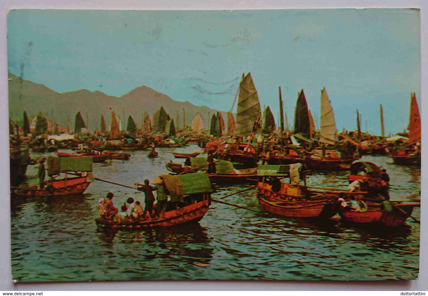 HONG KONG - Floating People In Castle Peak Bay N.T. - Boats -   Vg - Cina (Hong Kong)