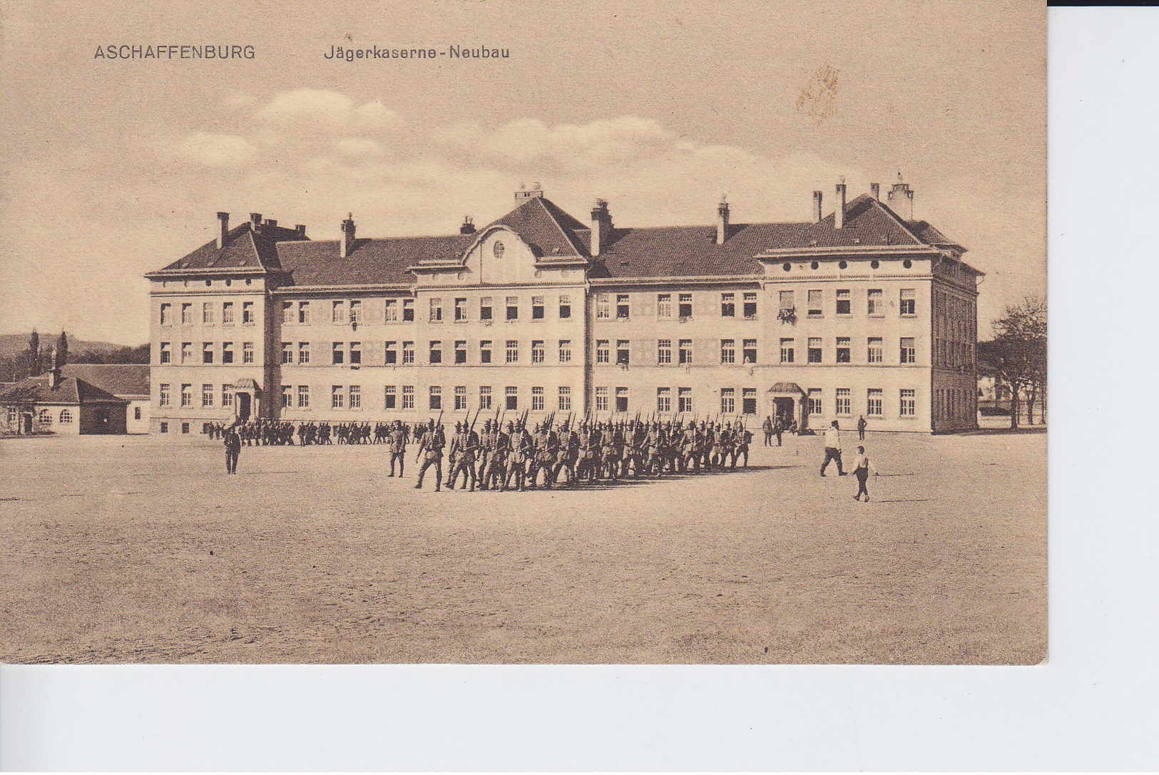 Ak Aschaffenburg, Jägerkaserne-Neubau, 1915 - Aschaffenburg