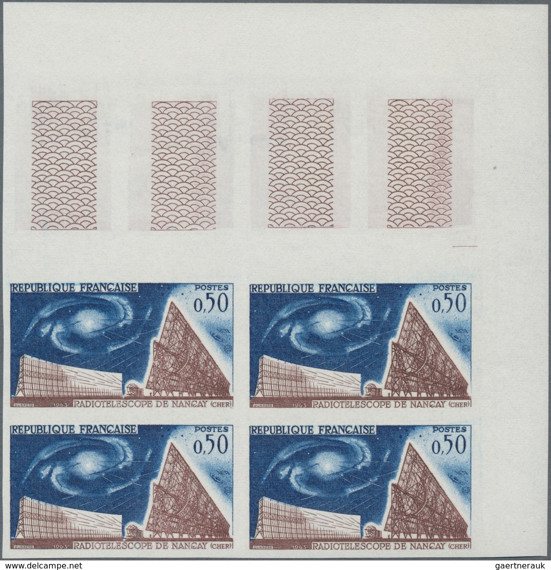 Frankreich: 1962/1963, Telecommunication Set Of Three (Telstar, Radio Station Pleumeur-Bodou And Rad - Unused Stamps