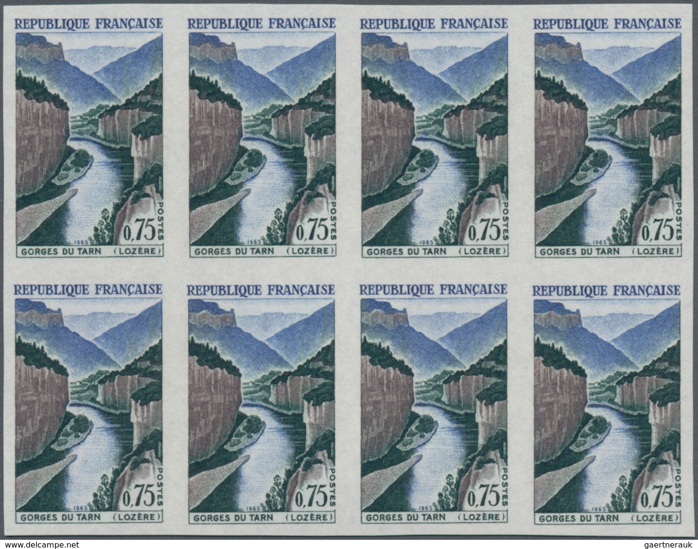 Frankreich: 1965, Tourism complete set of seven 0.40fr. Ronchamp church, 0.50fr. Moustiers-Sainte-Ma