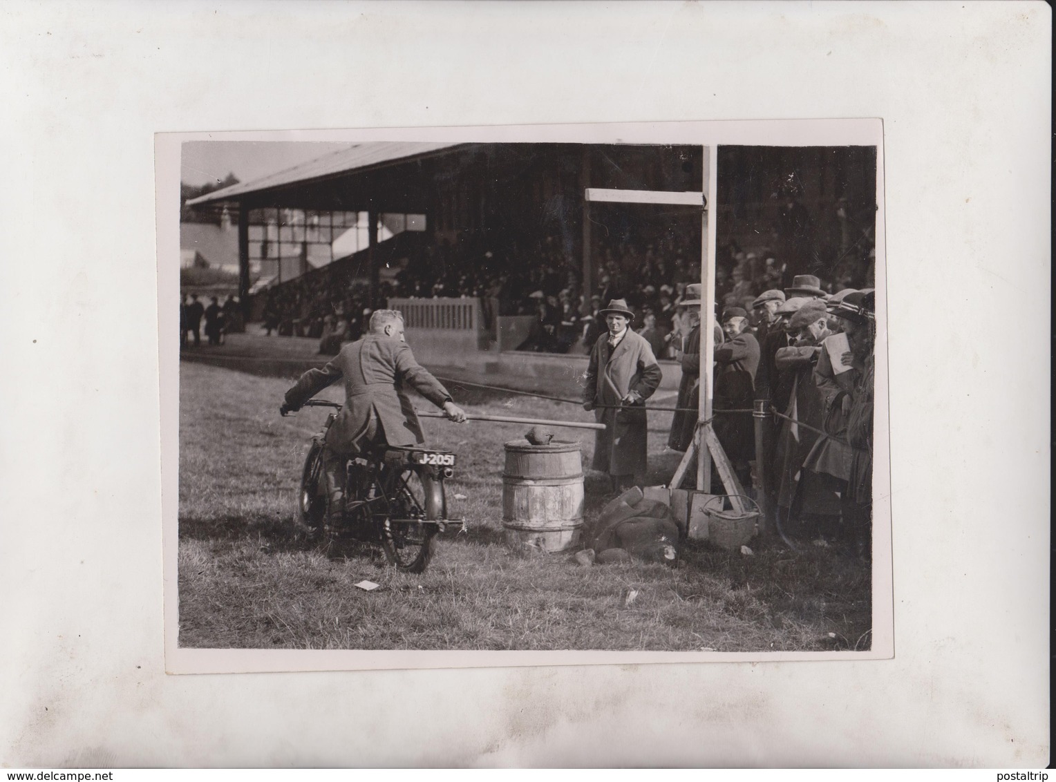 ROYAL JERSEY AGRICULTURAL SHOW MOTOR GYMKHANA TURKS HEAD  BICI CYCLIST VELO 20*15CM Fonds Victor FORBIN 1864-1947 - Lugares