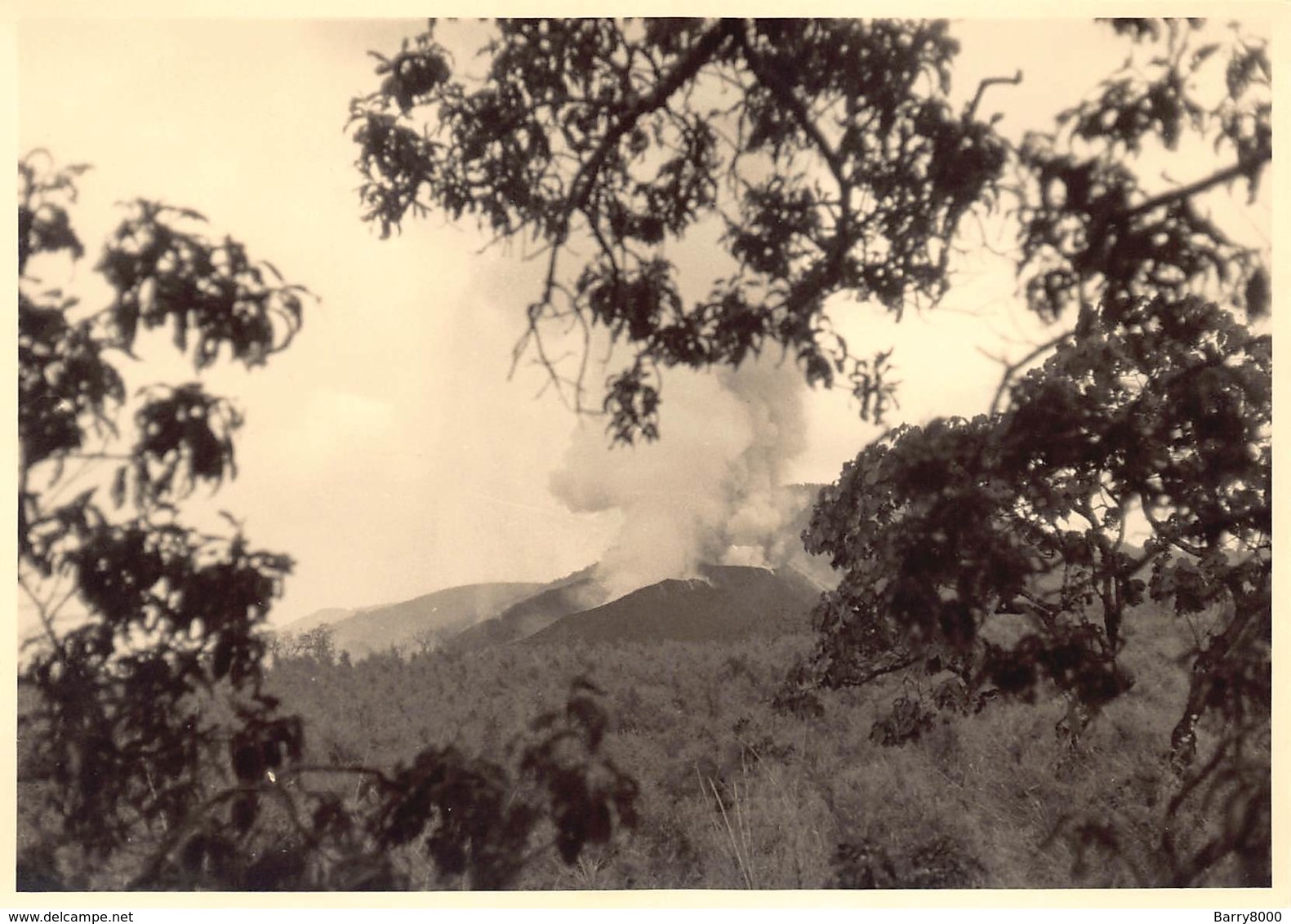 Photo Foto Carte Vulcano Vulkaan Te Identificeren  Lokatie Onbekend  Fotokaart Origineel Van Gevaert Anno1957 Barry 4938 - A Identifier