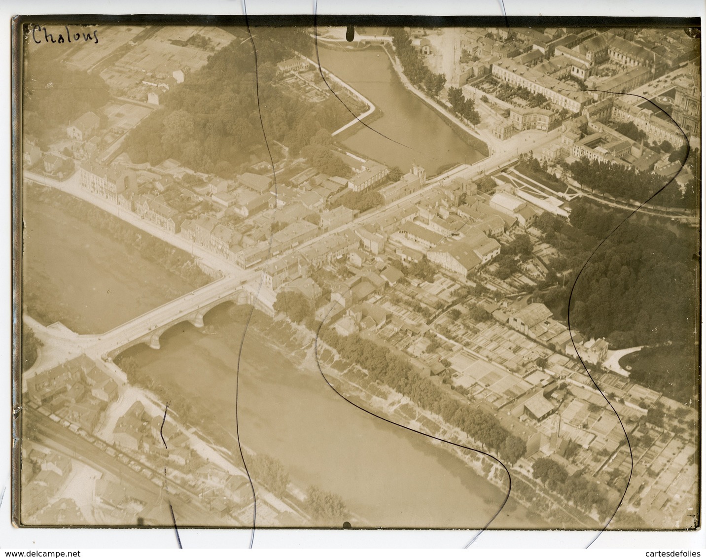 PHOTOGRAPHIE Ancienne Prise Depuis Un Avion. D51 CHALONS EN CHAMPAGNE . - Lieux