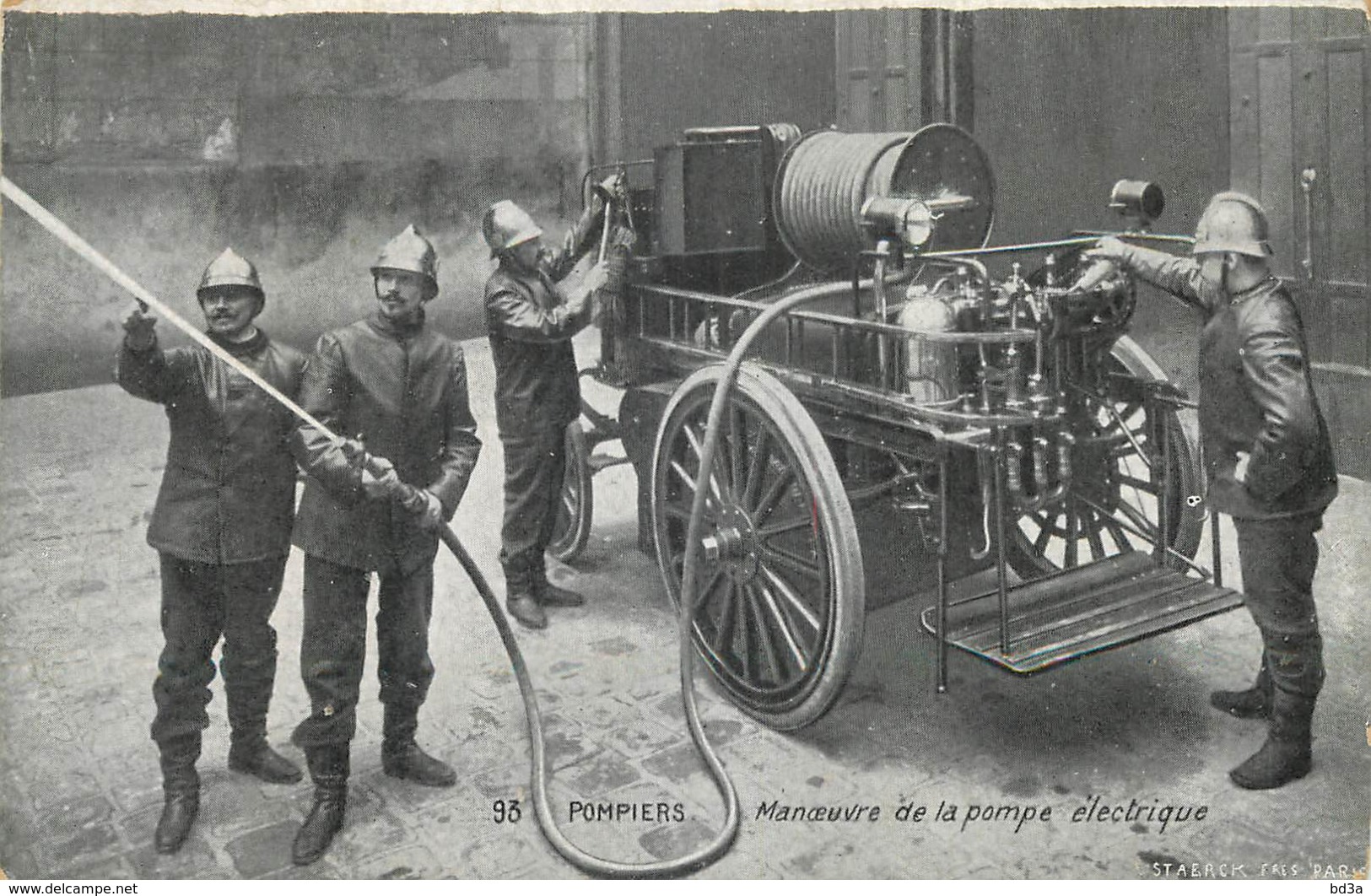 93 - POMPIERS - MANOEUVRE DE LA POMPE ELECTRIQUE - Sapeurs-Pompiers