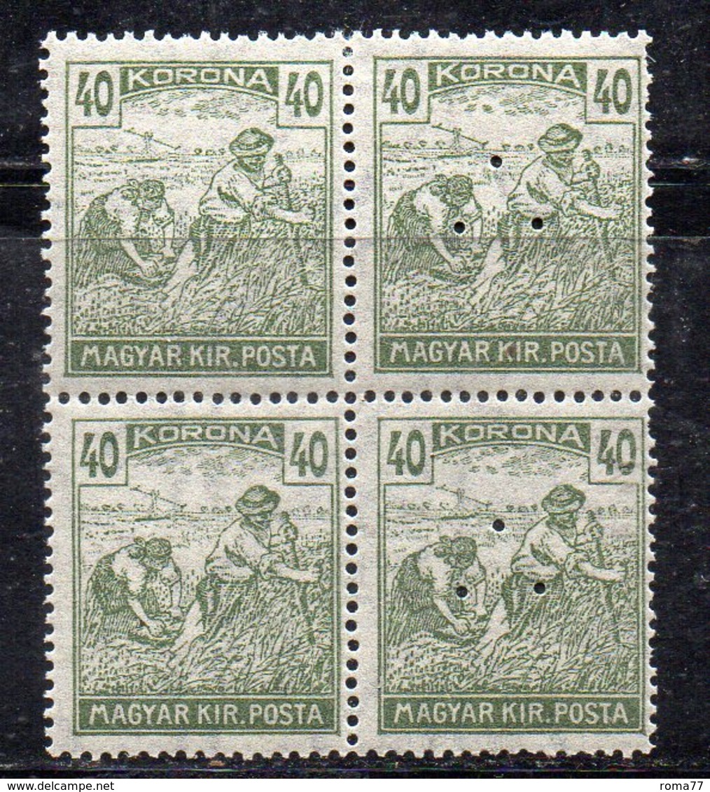 APR1027  - UNGHERIA , 40 Kr Quartina Con Anomala Perforazione Su Una Coppia  *  (2380A) Punctured - Unused Stamps