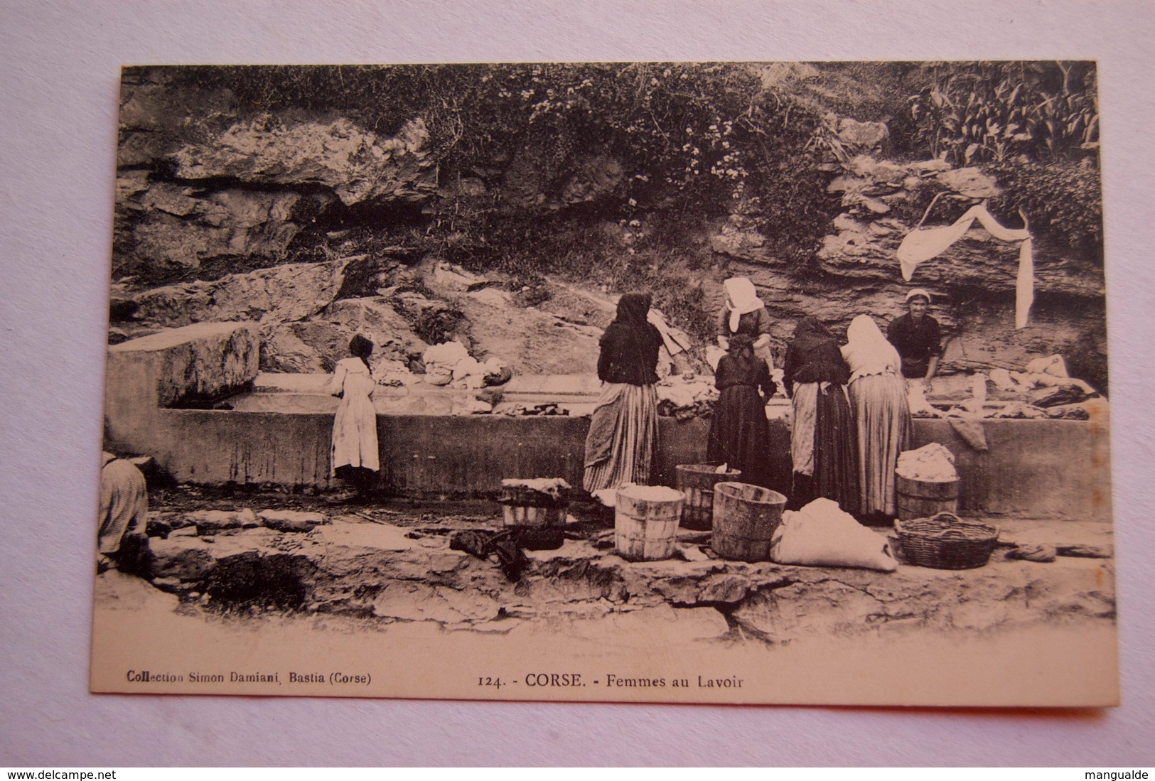 CORSE.  Femmes Au Lavoir - Autres & Non Classés