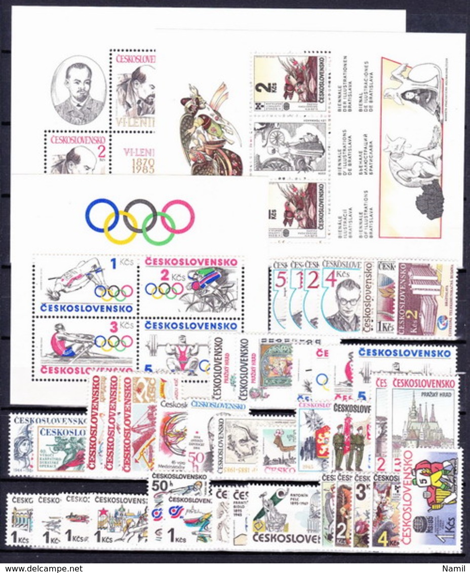 ** Tchécoslovaquie Lot Avec Les Timbres Et BF Neufs Sans Charnier - Collections, Lots & Séries