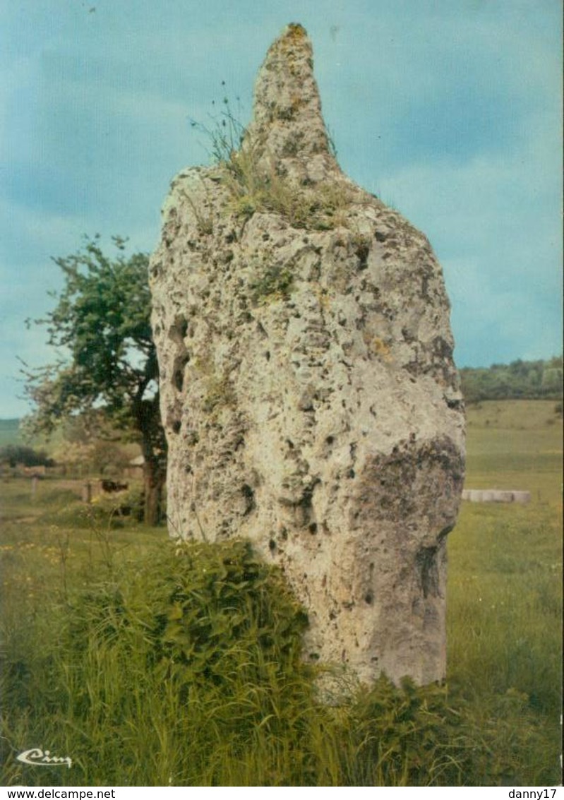 Port Mort ; Le Menhir - Autres & Non Classés