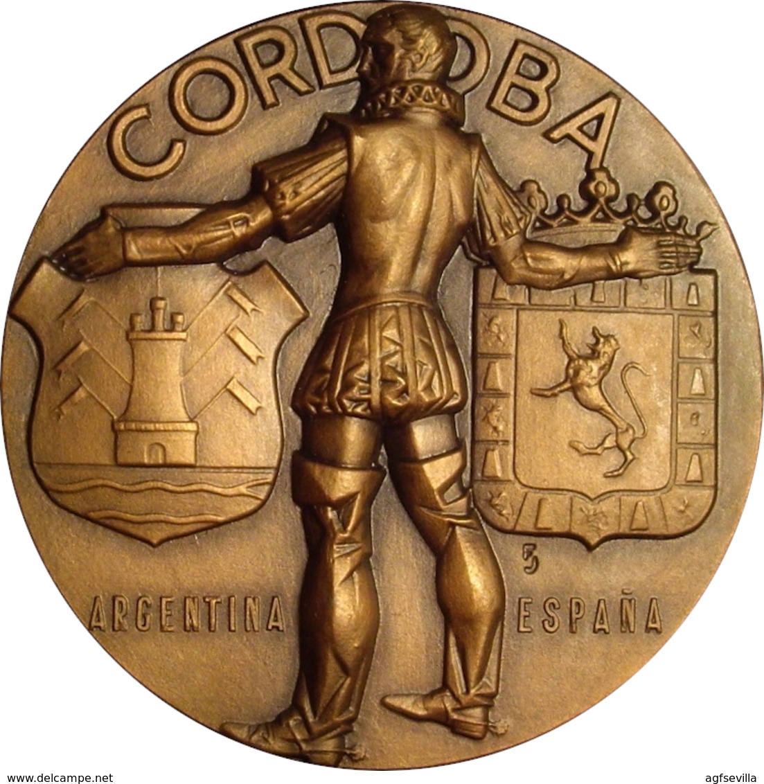 ESPAÑA. MEDALLA F.N.M.T. DE LA SERIE CIUDADES, DEDICADA A CÓRDOBA. 1.968. BRONCE. SPAIN MEDAL - Professionals/Firms