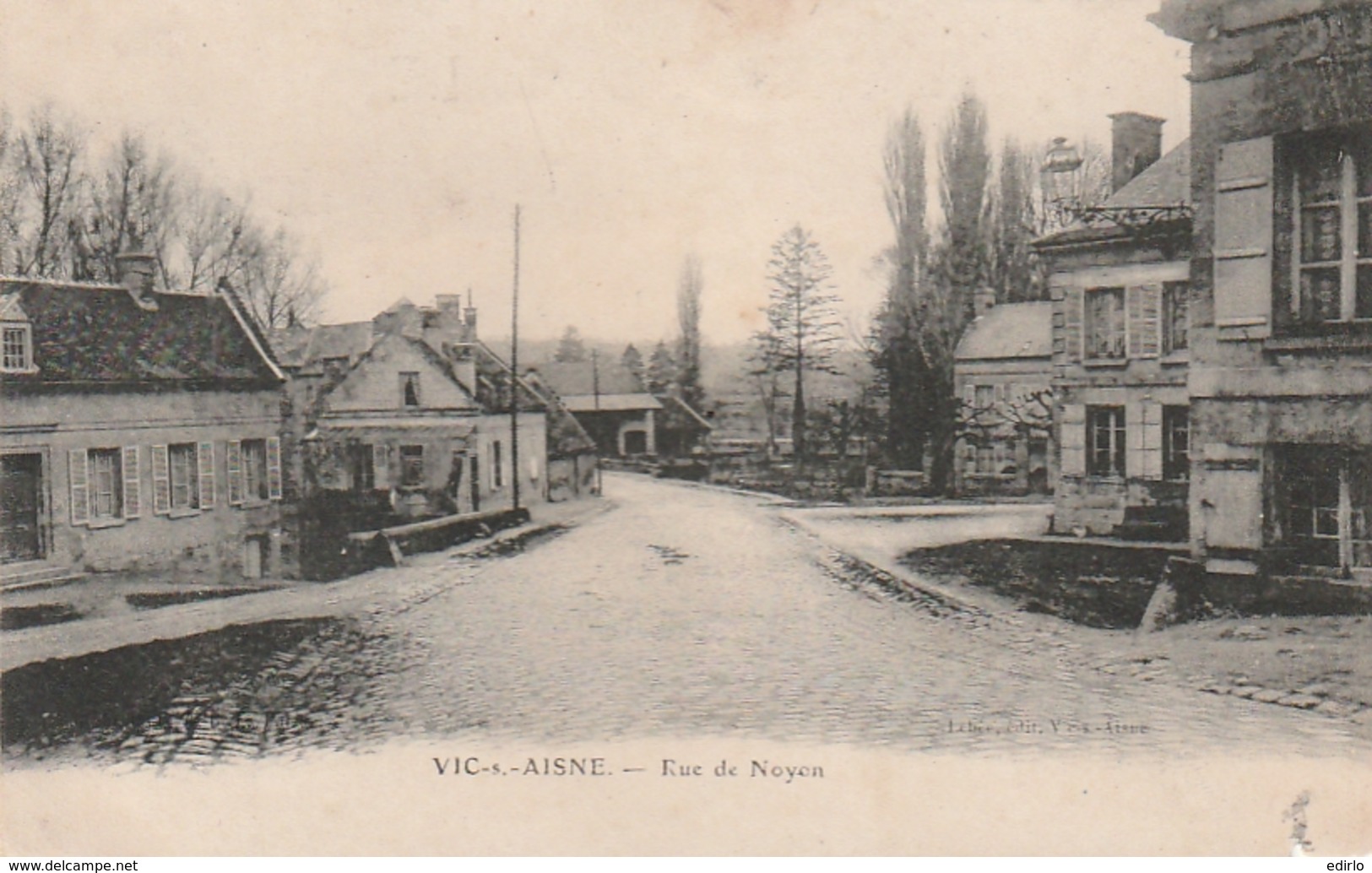 *** 02  ***  VIC SUR AISNE Rue De Noyon écrite TTB - Vic Sur Aisne