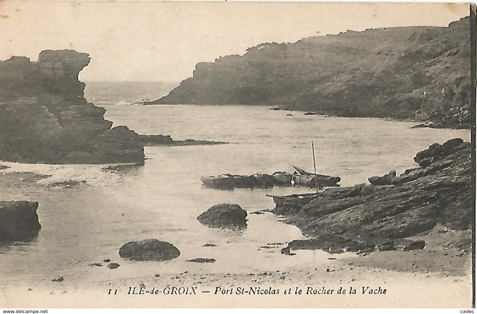 GROIX Port St Nicolas Et Le Rocher De La Vache - Groix