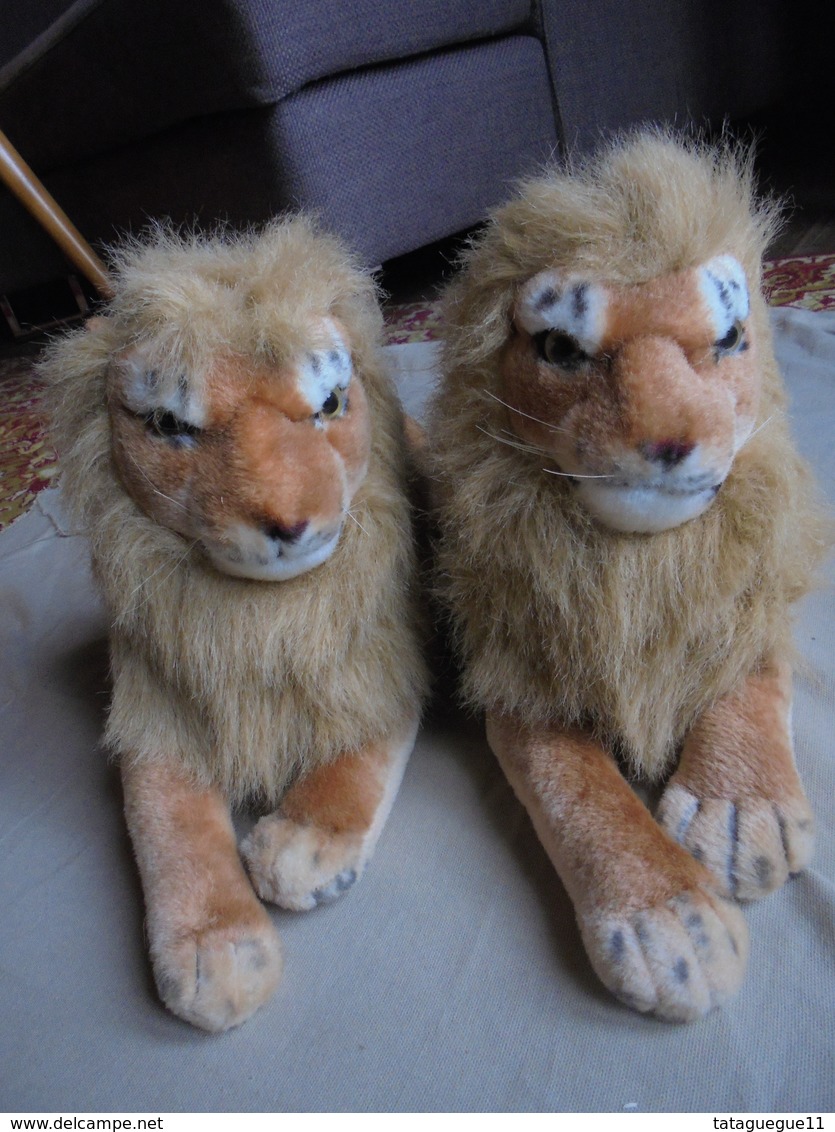 Couple De Lions En Peluche - Plüschtiere