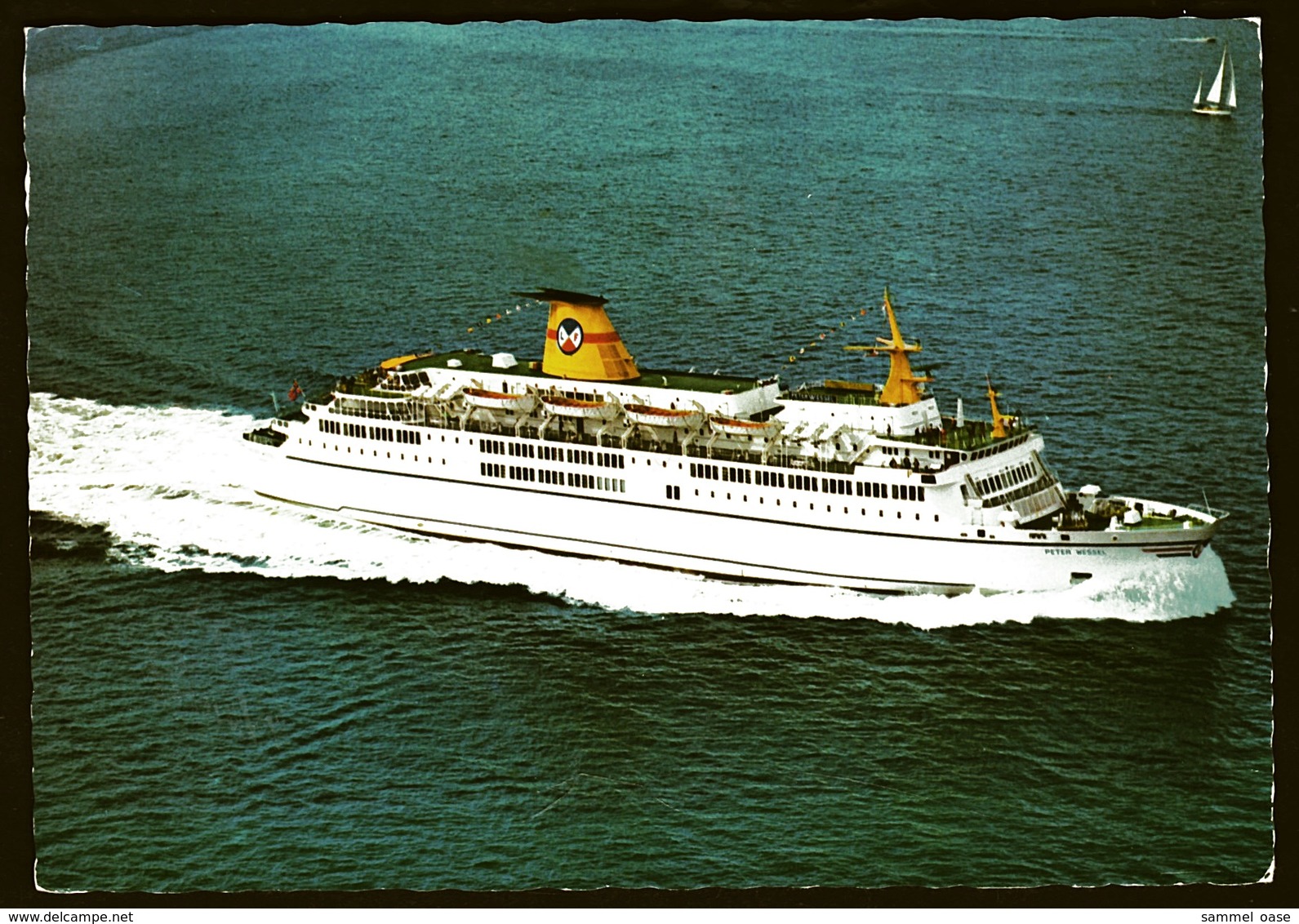 The Ferry-Boat M/F "Peter Wessel" Plying Between Larvik  -  Ansichtskarte Ca. 1976    (11799) - Ferries