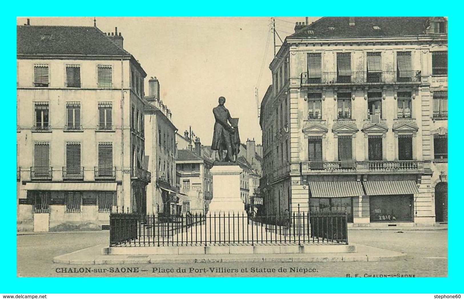 A793 / 343 71 - CHALON SUR SAONE Place Du Port Villiers Et Statue - Chalon Sur Saone