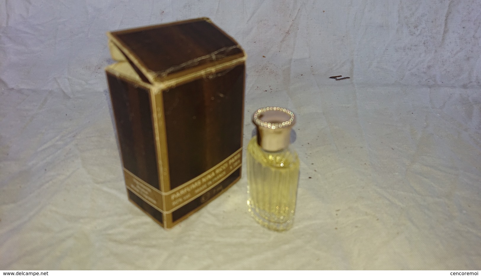 Miniature Vintage échantillon De Collection Nina Ricci Signoricci Eau De Toilette Pour Homme 7 Ml - Miniaturen (ohne Verpackung)