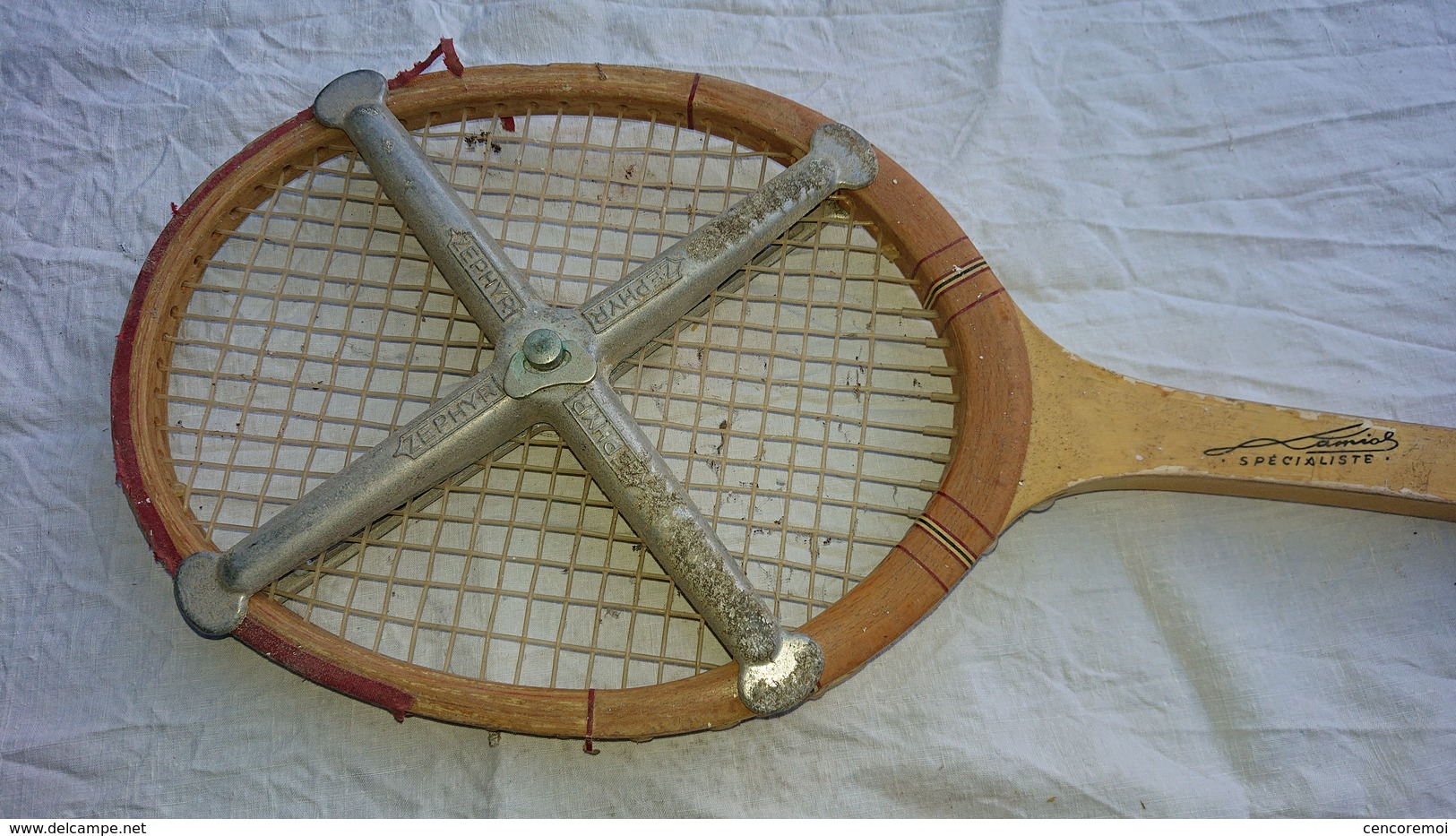 raquette de tennis ancienne Supremacy Lamiot pro Australian Model ( sport )