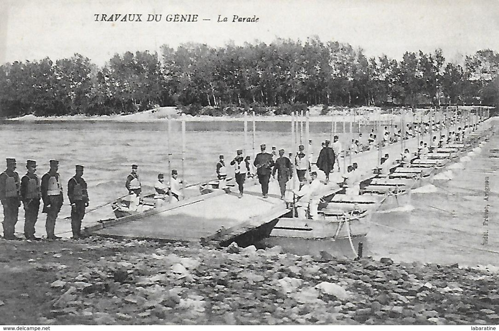 84)   AVIGNON  - Travaux Du Génie  - Train De Bateaux La Parade - Avignon