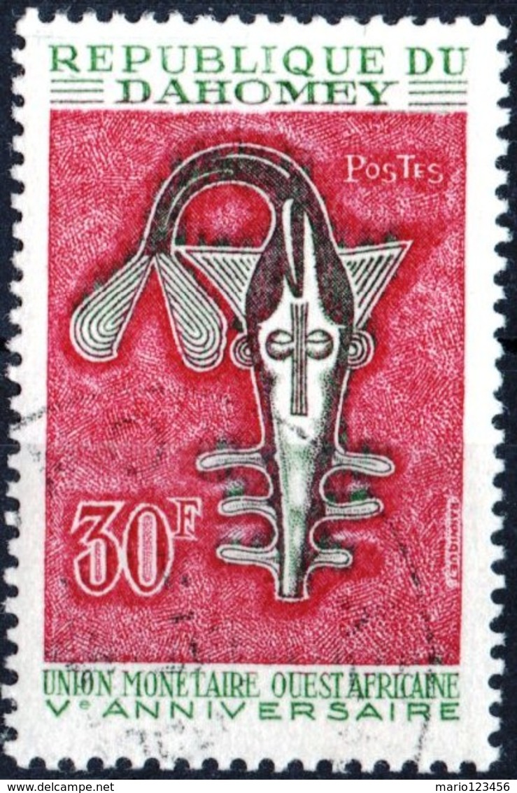 DAHOMEY, ANNIVERSARIO UNIONE MONETARIA, 1967, 30 F., FRANCOBOLLO USATO  Mi:DY 329, Scott:DY 244, Yt:DY 264 - Benin – Dahomey (1960-...)