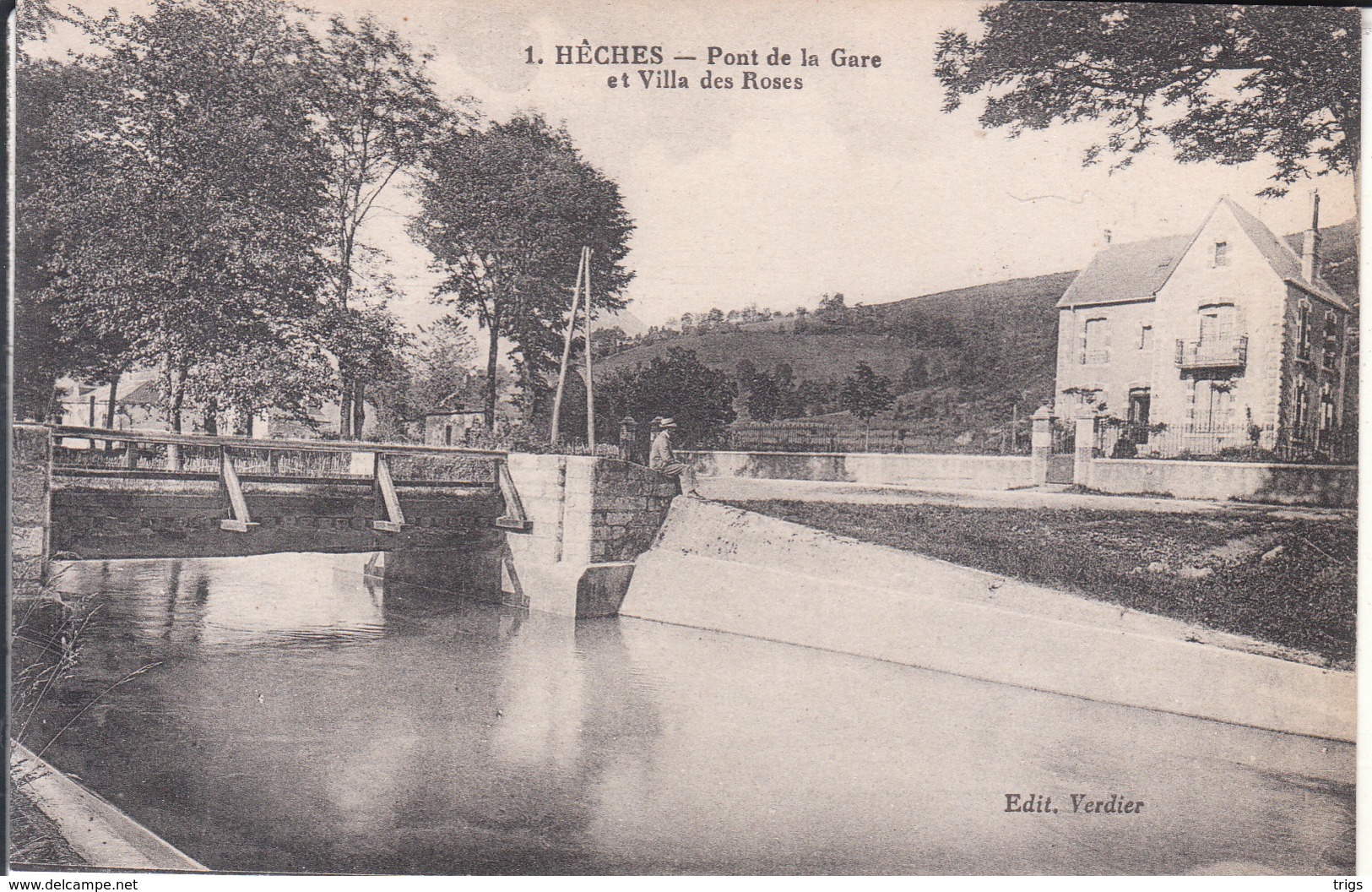 Hèches - Pont De La Gare Et Villa Des Roses - La Barthe De Neste
