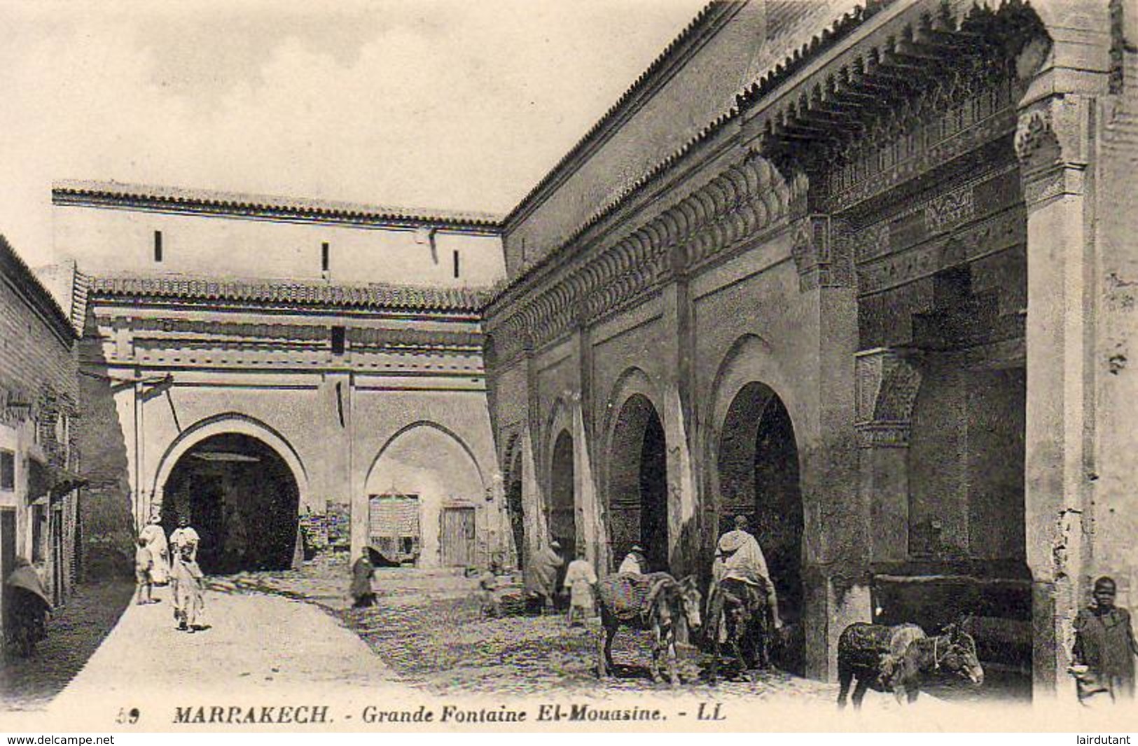 MAROC  MARRAKECH  Grande Fontaine El Mouasine - Marrakech