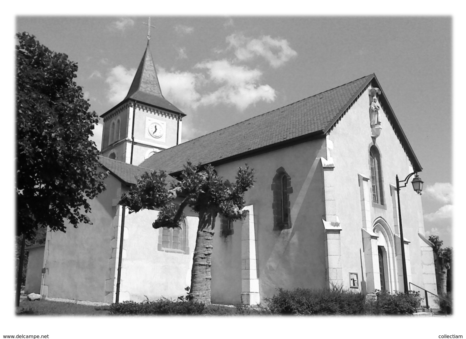 GRILLY - L'église Saint-Benoit - Zonder Classificatie