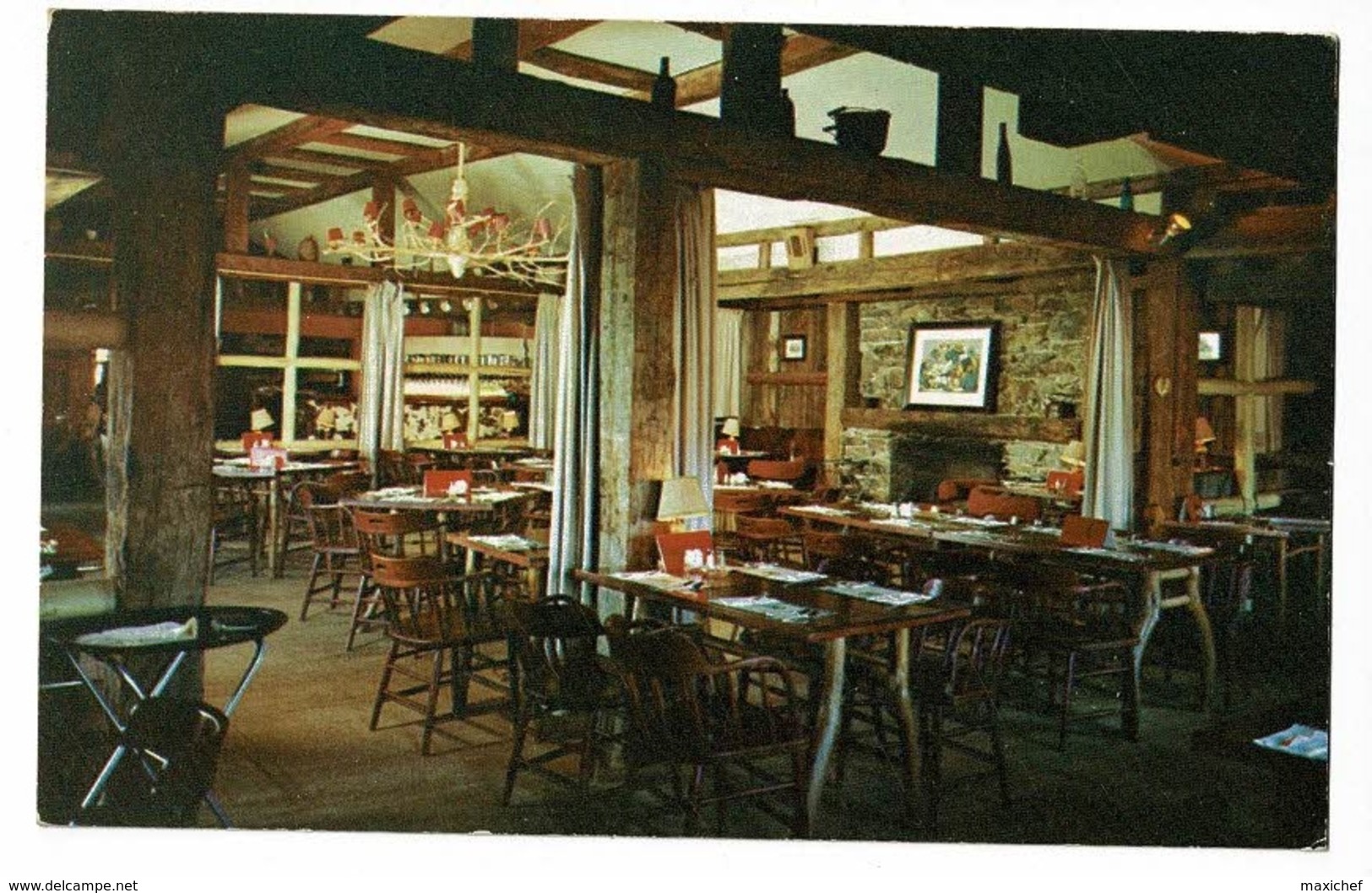 Main Dinning Room - The Olde Board Restaurant - Burlington, Vermont - Pas Circulé - Burlington