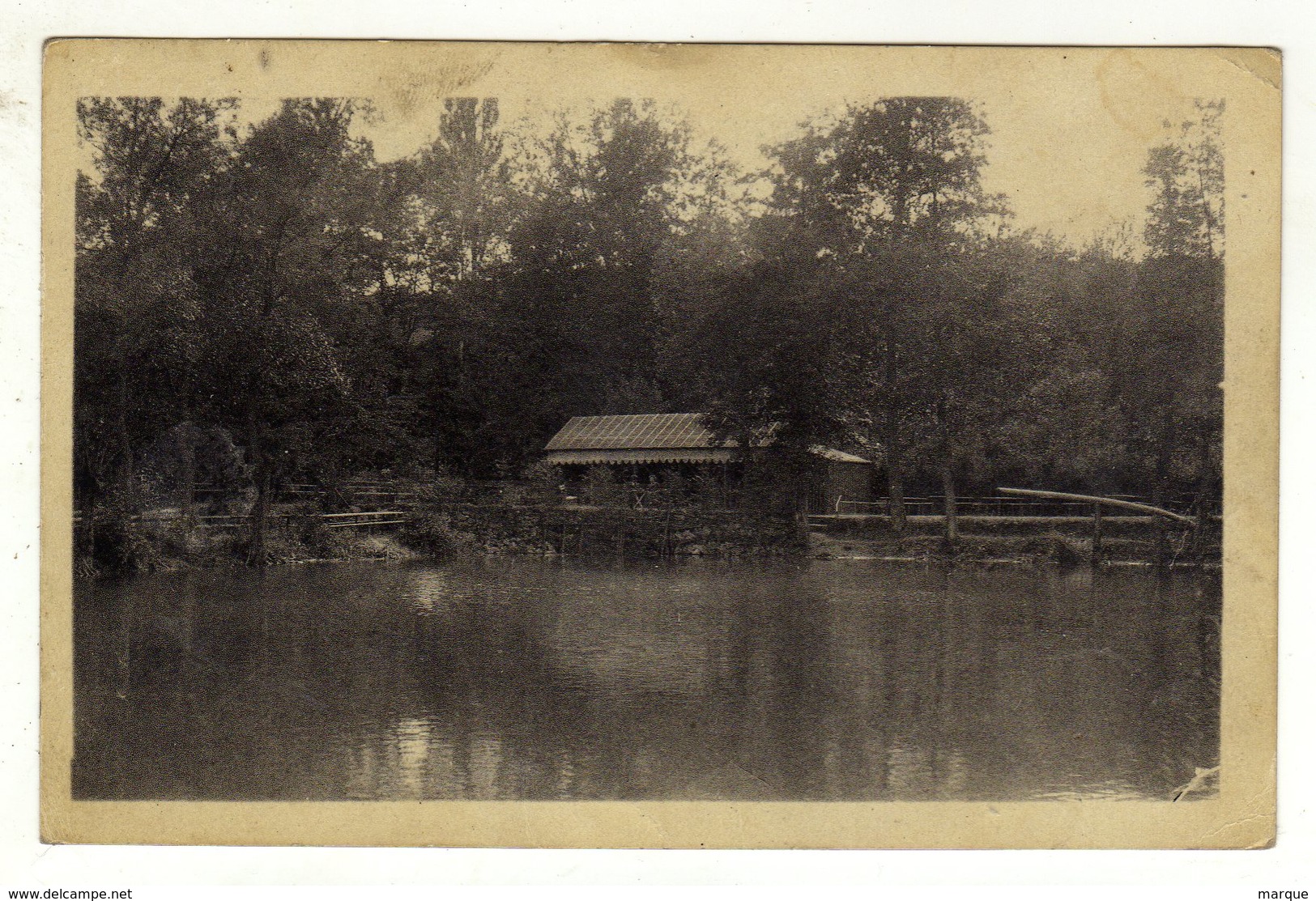 Cpa LE BOIS D ' OINGT Le Lac Des Petits Ponts - Le Bois D'Oingt