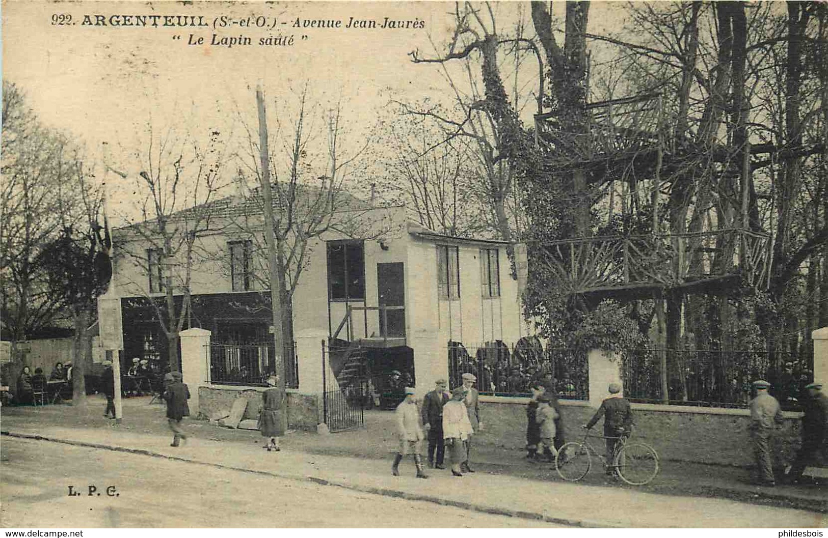 VAL D'OISE  ARGENTEUIL  Avenue Jean Jaures  " Le Lapin Sauté " - Argenteuil