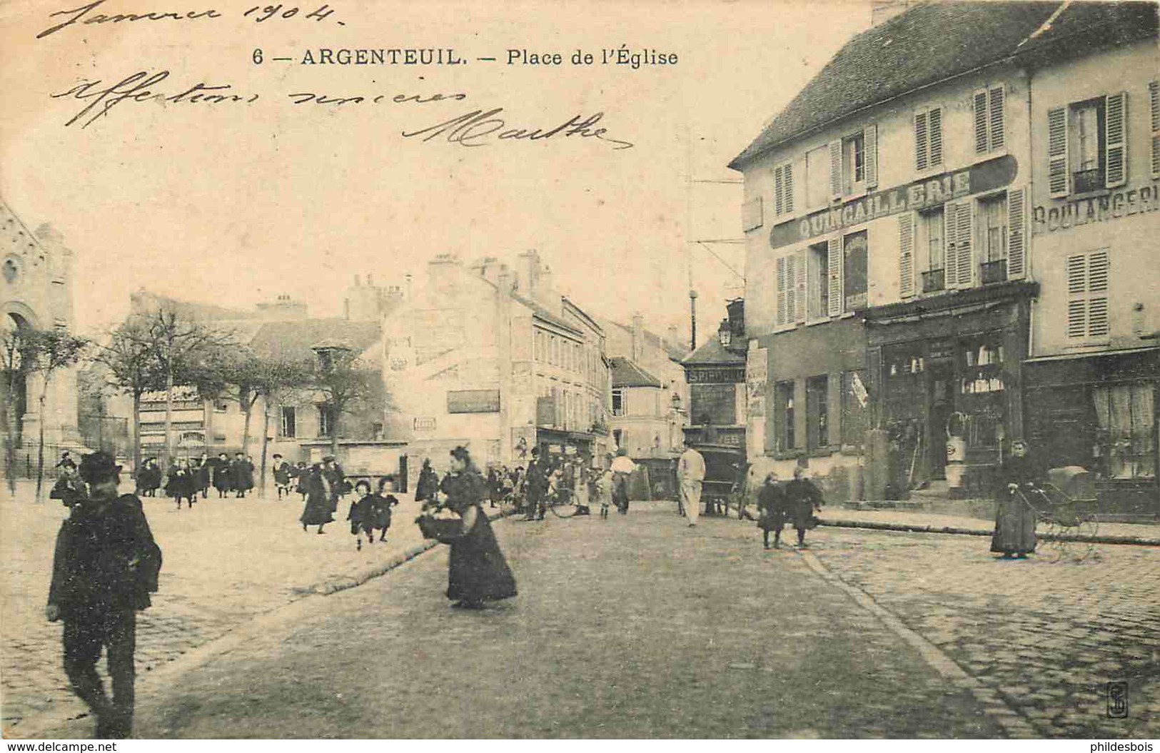 VAL D'OISE  ARGENTEUIL  Place De L'église - Argenteuil