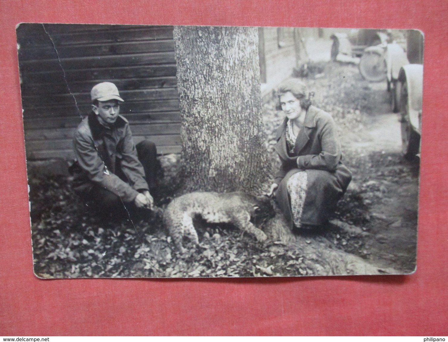 RPPC  Couple With Wild Animal  Has Crease   Ref  3850 - Other & Unclassified