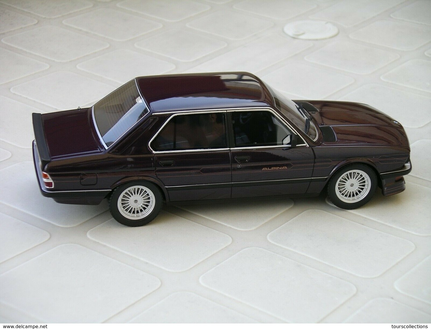 BMW E28 Alpina B7 Turbo Violet , Voiture Miniature OTTO (de Marque Ottomobile) échelle 1:18 En BOITE 1/18 - Autres & Non Classés