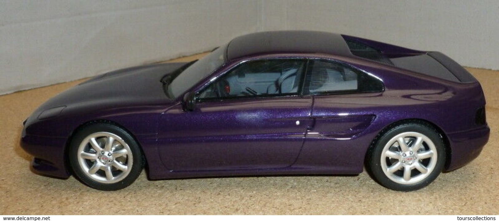 VENTURI 300 ATLANTIQUE VIOLET PURPLE , Voiture Miniature OTTO (de Marque Ottomobile) échelle 1:18 En BOITE 1/18 - Otros & Sin Clasificación