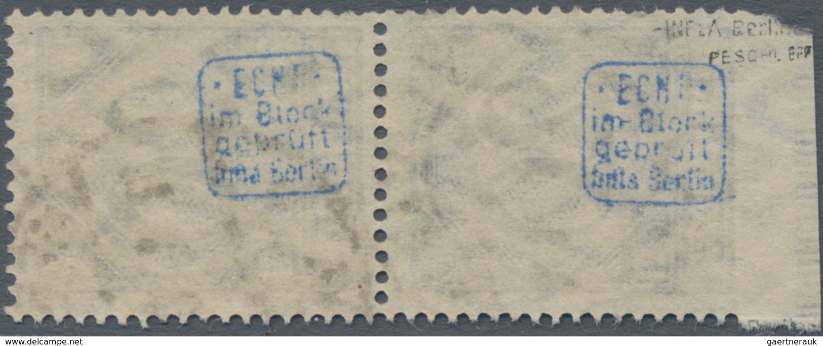 Deutsches Reich - Dienstmarken: 1920, 20 Pf. Violettblau Als Gebrauchtes Senkrechtes Paar Mit Der Un - Dienstmarken