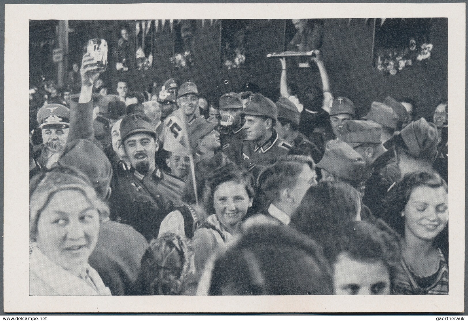 Ansichtskarten: Propaganda: 1938/1944, Österreich Nach Dem Anschluss, 54 Propagandakarten, 6 Stempel - Parteien & Wahlen