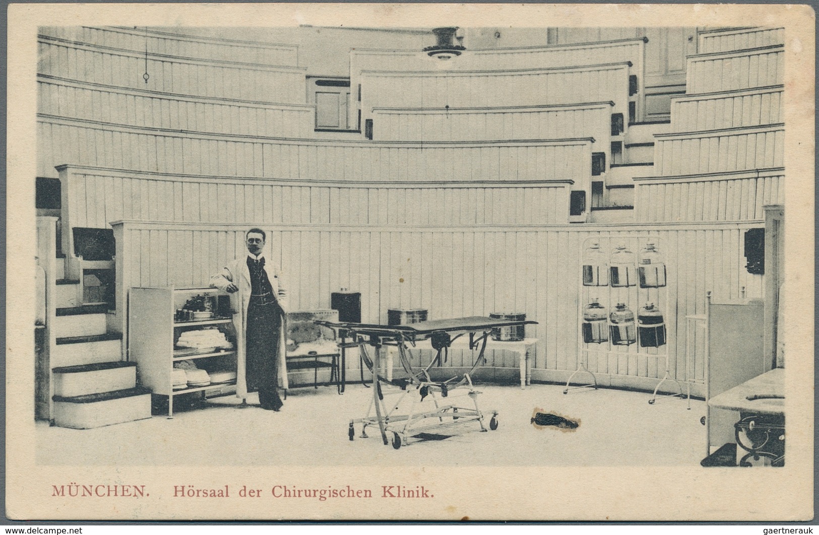 Ansichtskarten: Bayern: MÜNCHEN LUDWIGSVORSTADT KRANKENHÄUSER, Schachte Mit über 100 Historischen An - Other & Unclassified