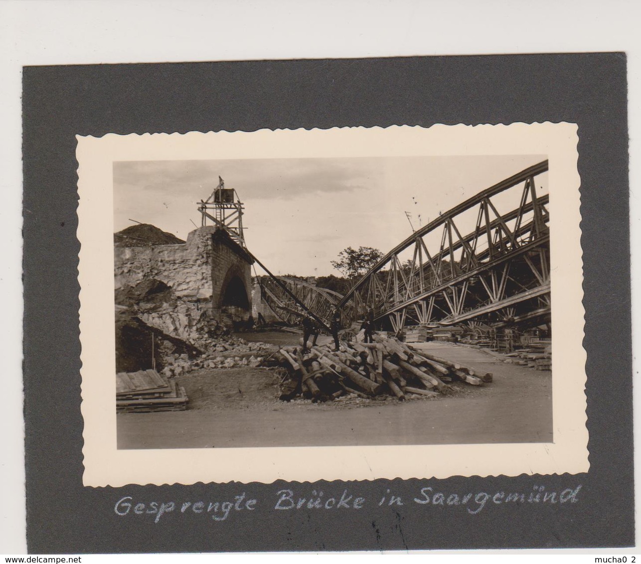 57 - SARREGUEMINES - PHOTO 100 X 70 - DESTRUCTION DU PONT DE CHEMIN DE FER - Sarreguemines