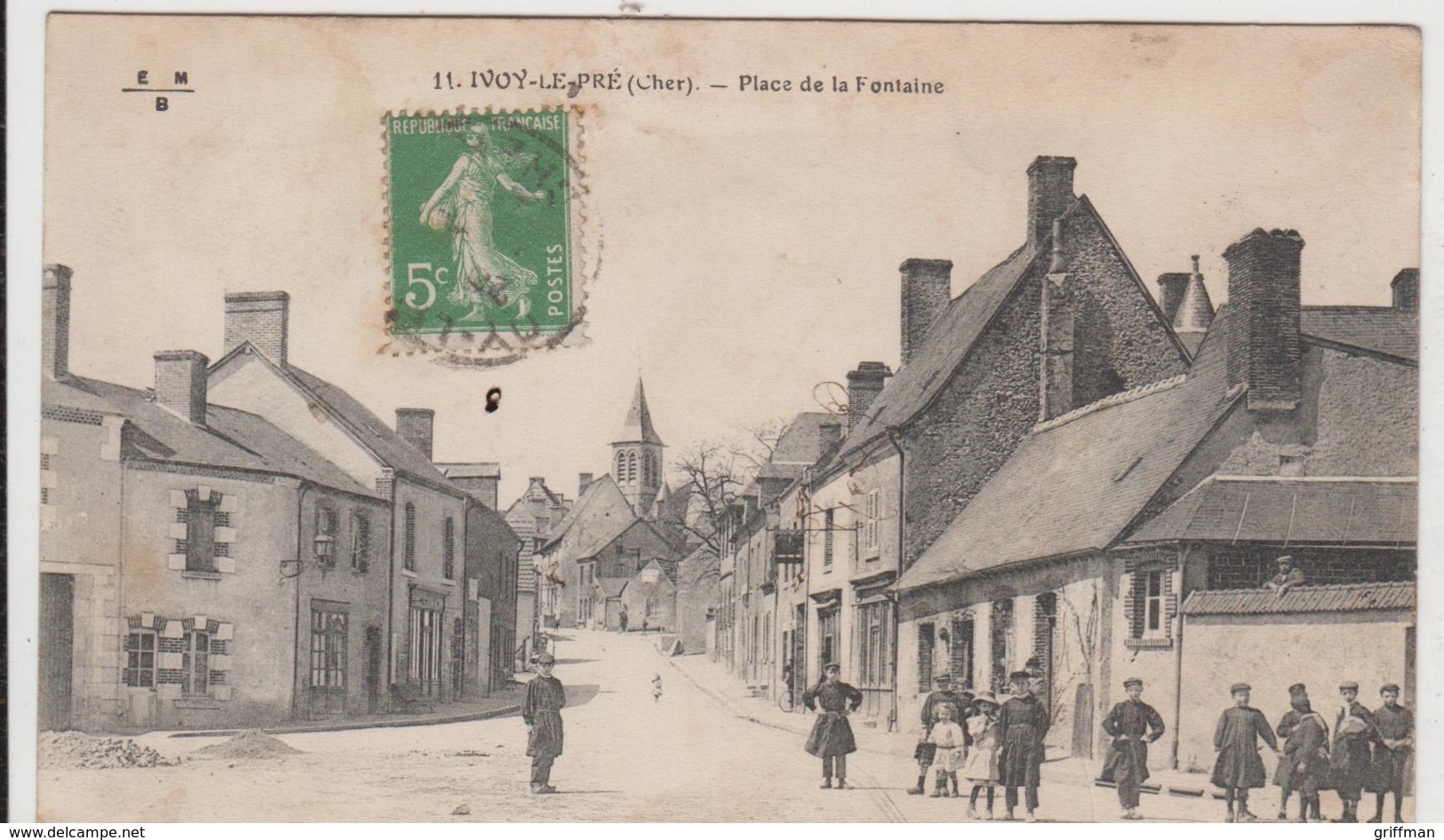 IVOY LE PRE PLACE DE LA FONTAINE 1918 TBE - Autres & Non Classés