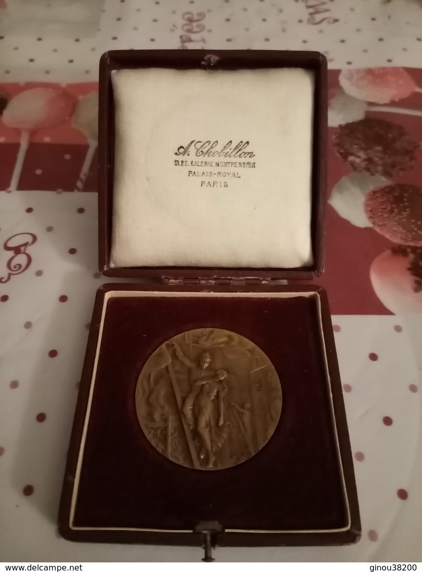A1: Médaille Des Sapeurs Pompiers Concours Interdépartemental De CHARBONNIÈRE 5 JUIN 1927 DANS SA BOÎTE - Autres & Non Classés