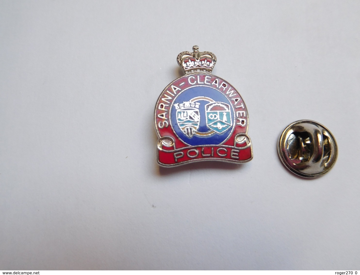 Superbe Pin's En EGF , Police , Sarnia Clearwater , Canada - Police