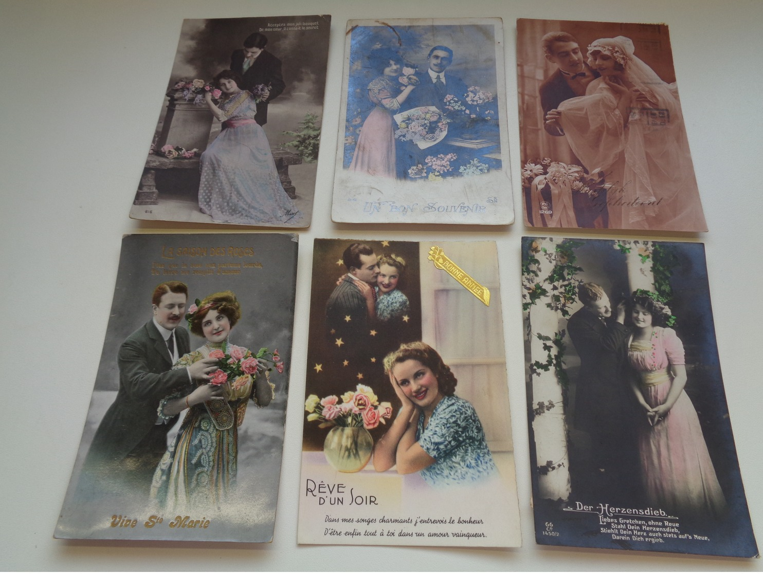 Beau lot de 60 cartes postales de fantaisie  couples  couple    Mooi lot van 60 postkaarten fantasie koppels  koppel