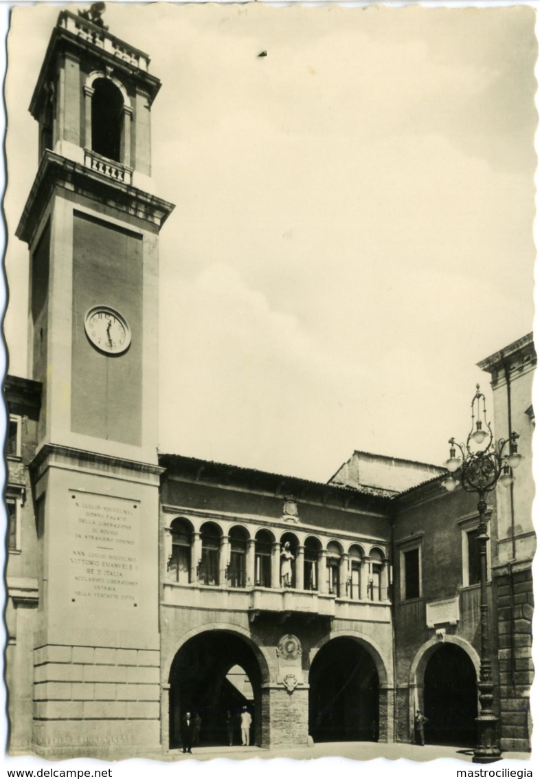 ROVIGO  Il Municipio - Rovigo