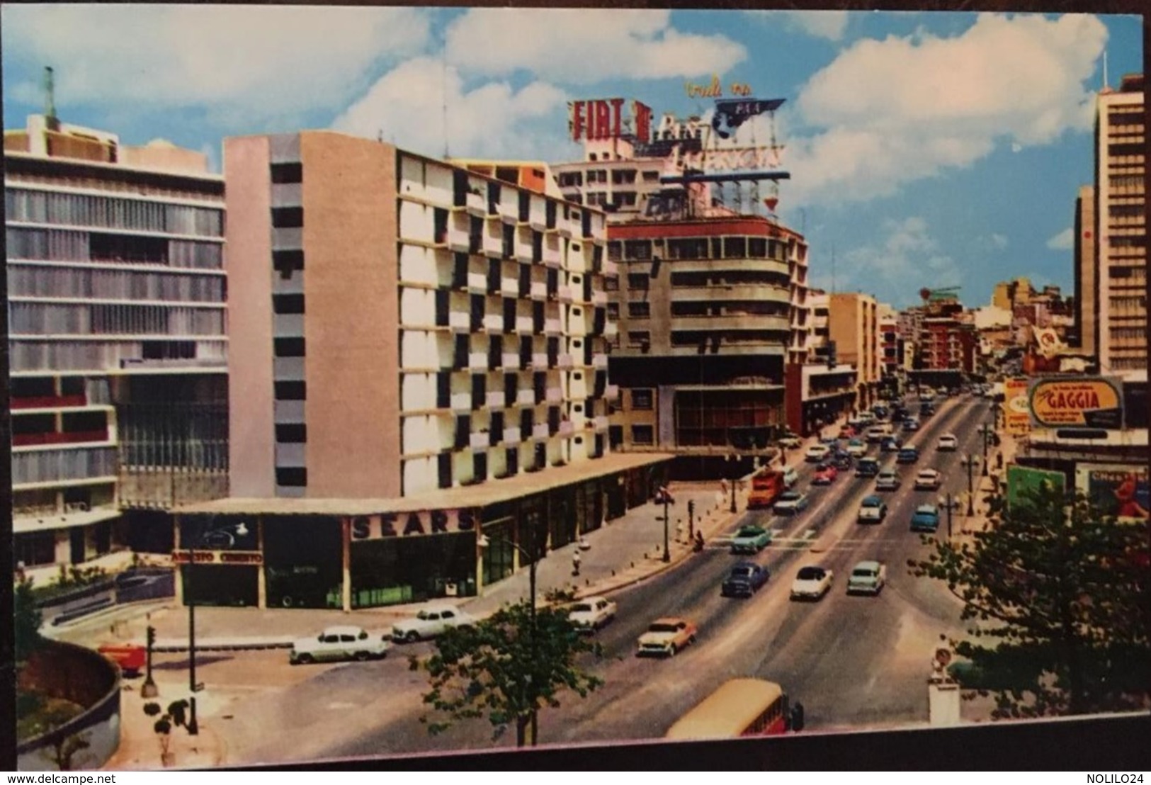 CPSM, Avenida Urdaneta, CARACAS-VENEZUELA, Con Animación, (automóviles, Letreros Comerciales "Fiat", "Gaggia" ...) - Venezuela