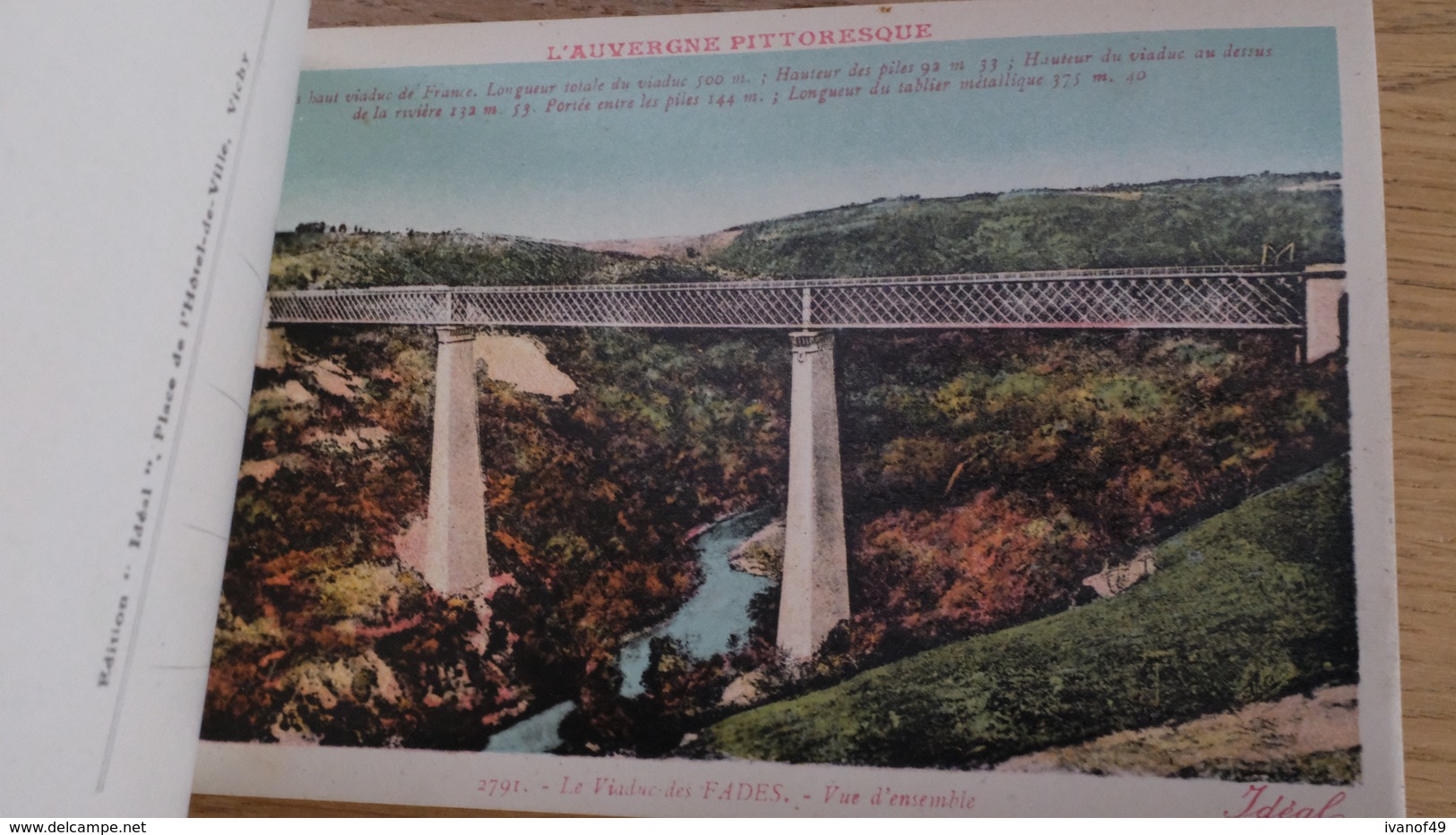 2 Carnets  VIADUC des FADES - CPA - dont 1 carnet en vues colorisés