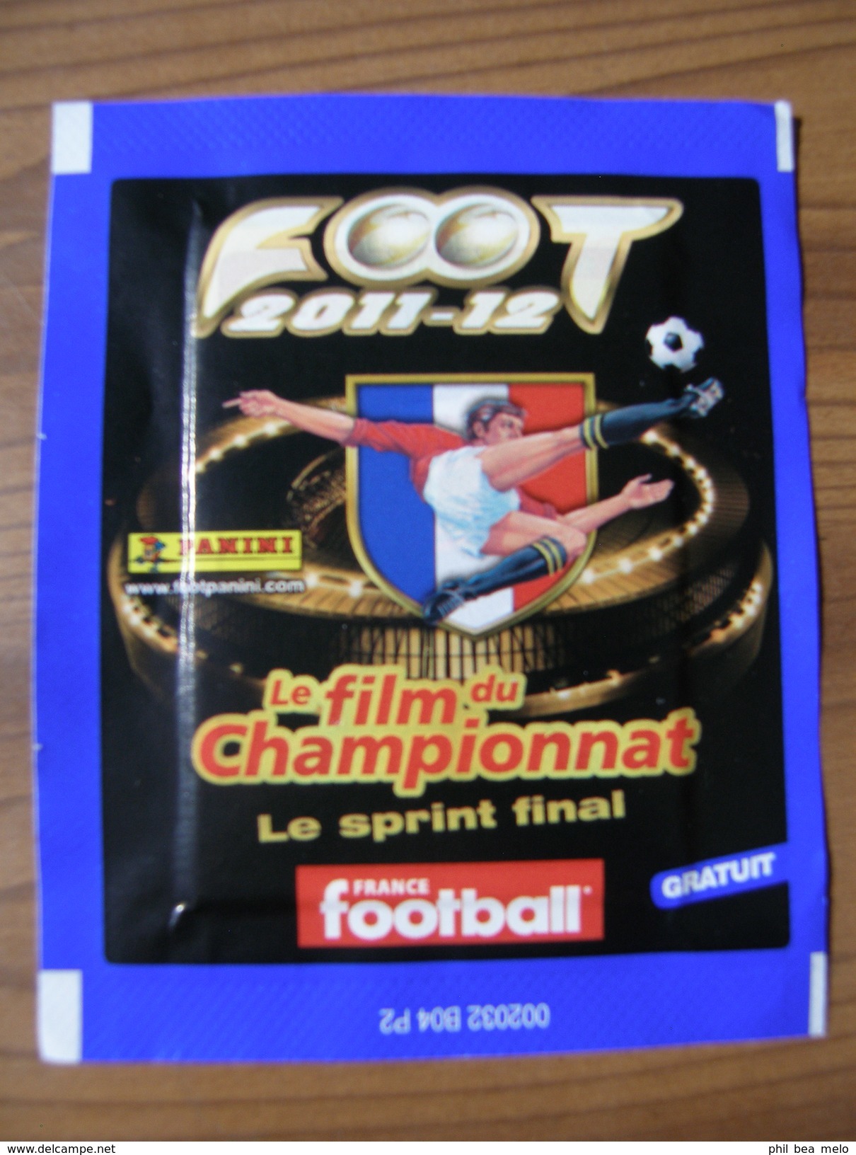 FOOT PANINI FRANCE 2011/2012 - 2 POCHETTES FILM DU CHAMPIONNAT - COURSE AU TITRE + SPRINT FINAL - Edition Française