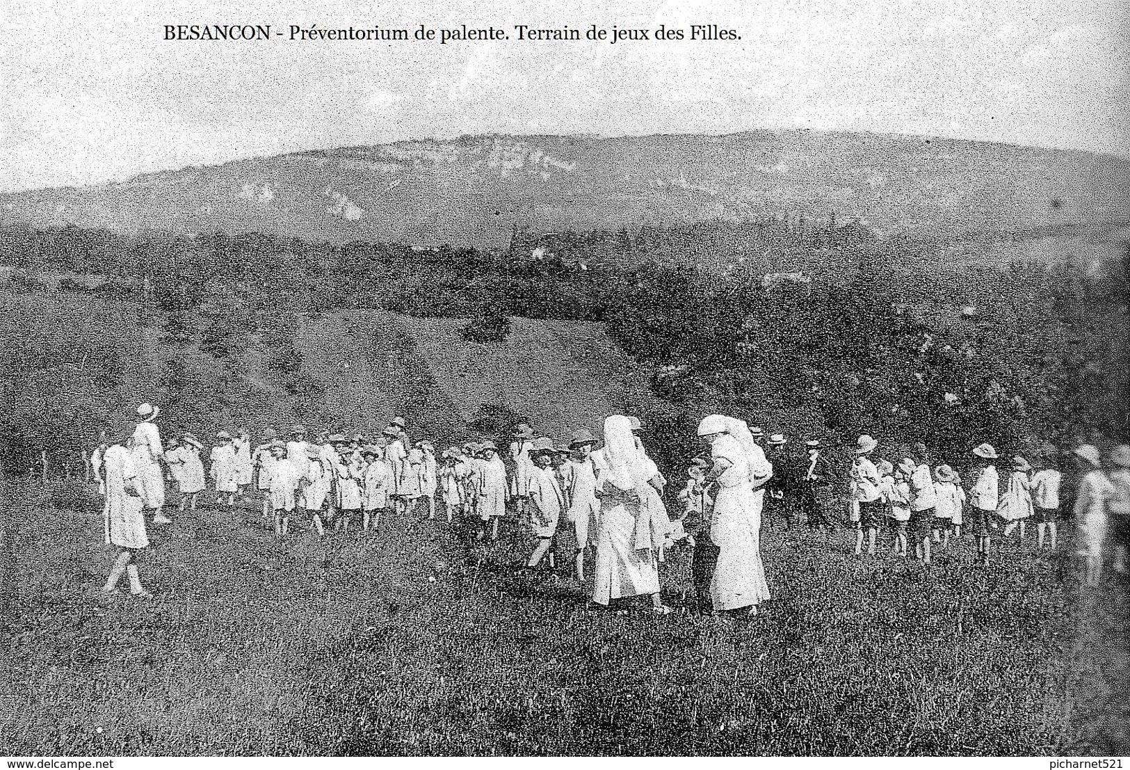 BESANCON - Préventorium de Palente. 2 séries de 10 reproductions de photos. Fonctionnement de l'établissement. 10 scan