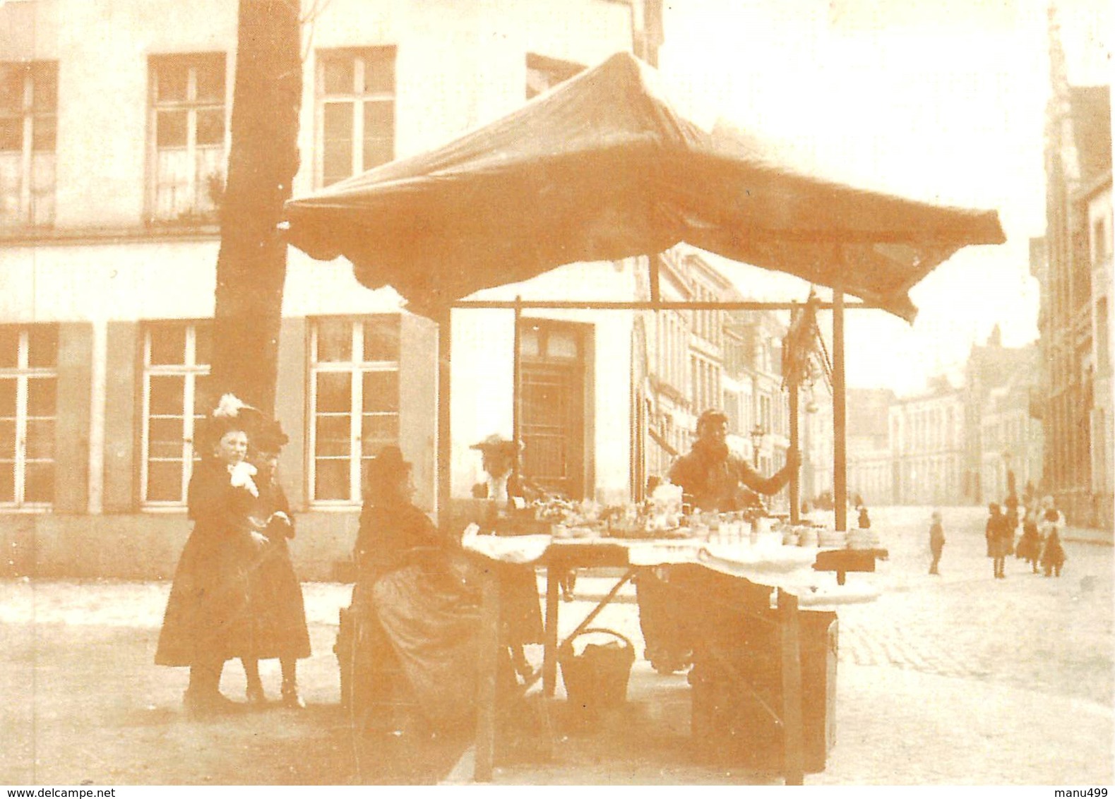 Tournai - Etal D'une Marchande Sur La Terrasse De La Madeleine Lors Du Sacre De 1885 - Doornik